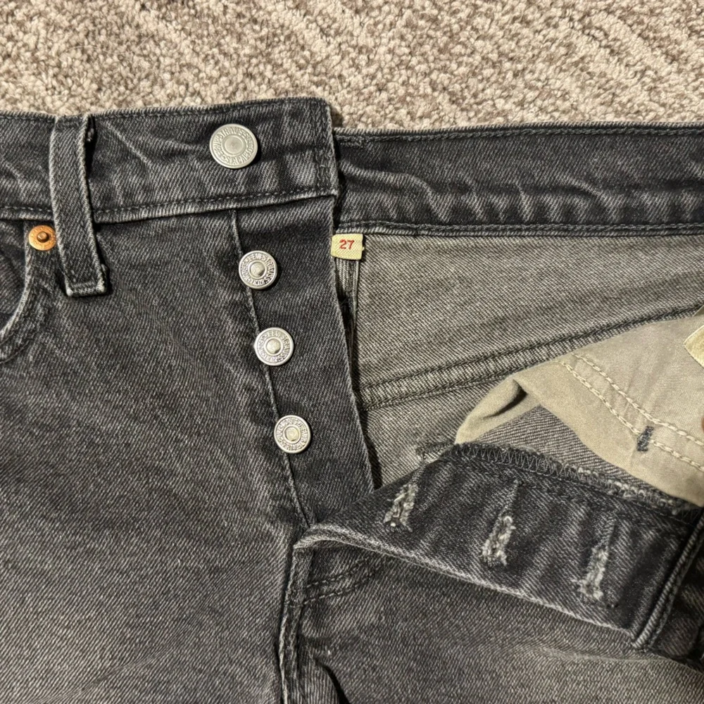 Levi's Black Jean Shorts Distressed Cut-Off Style - Picture 2 of 3